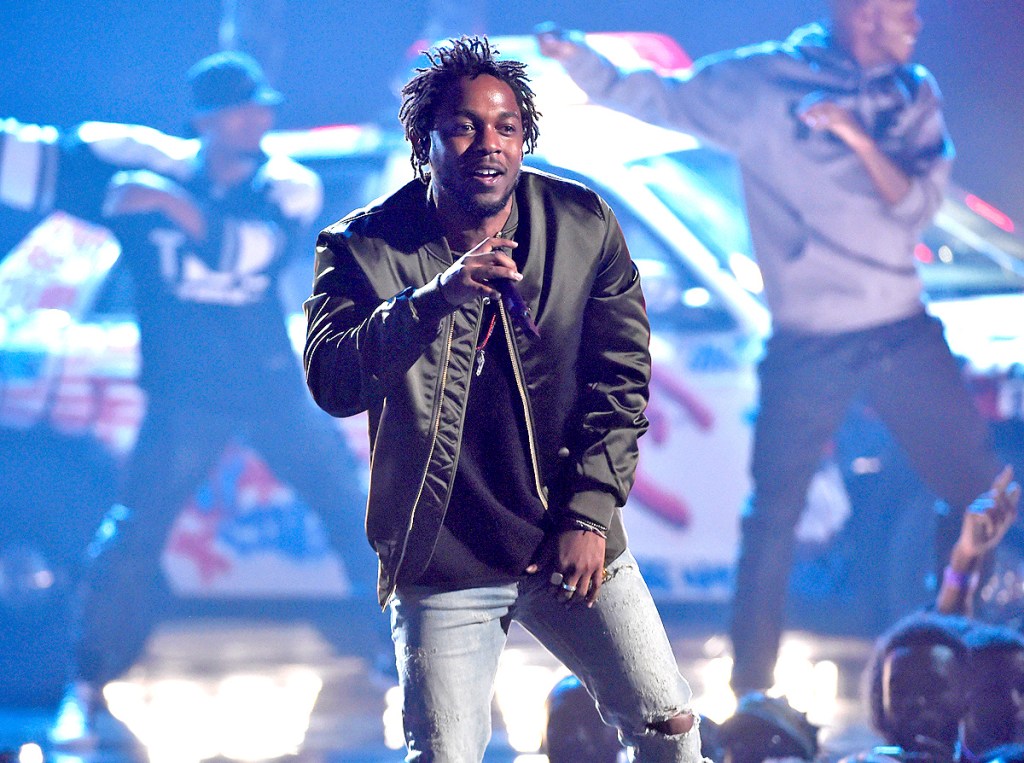 Kendrick Lamar Clones Performs With Him On Stage In Spain