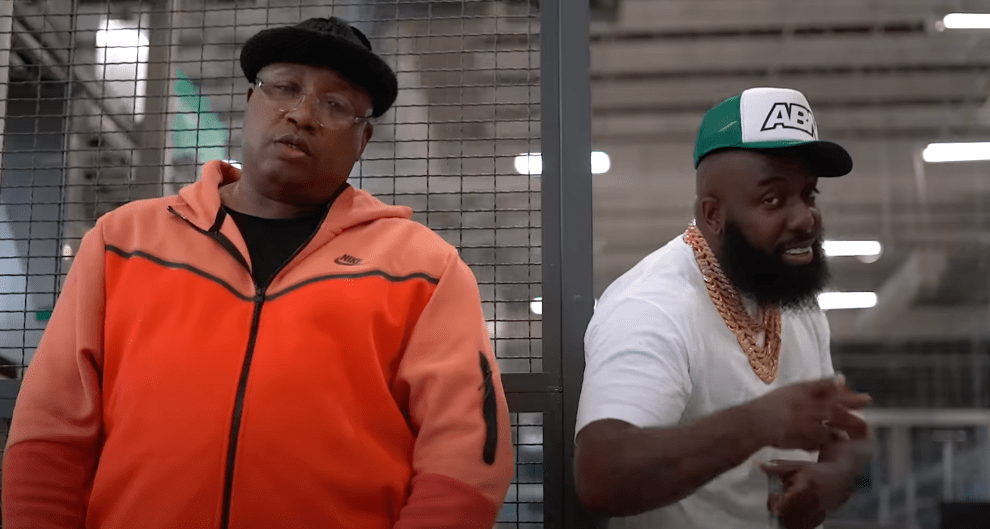 E-40 – Succaz feat. Trae The Truth (Official Music Video)